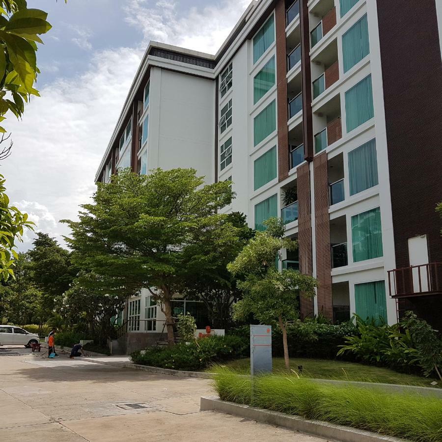 Residence Nithiwat Amri Хуа Хин Екстериор снимка